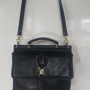 Black shoulder bag